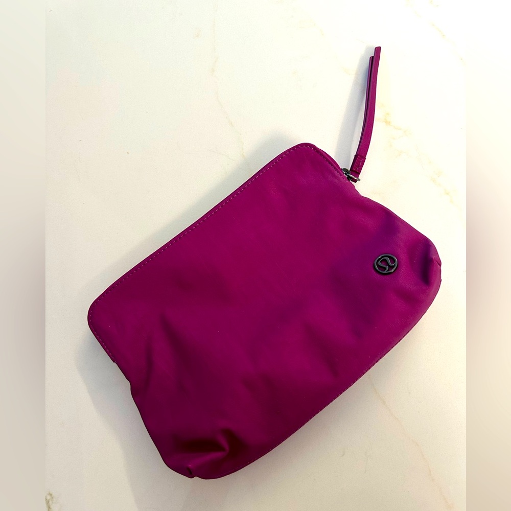 Lulu Vintage Toiletry Bag